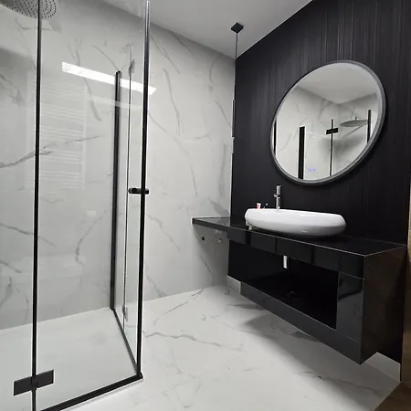 Stone Hill Z Basenem I Widokiem Na Gory *