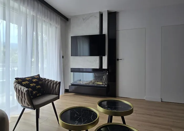 Stone Hill Z Basenem I Widokiem Na Gory *