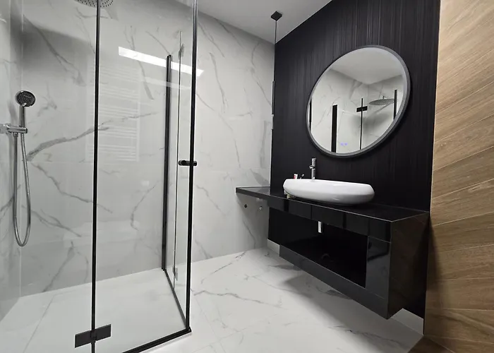 Stone Hill Z Basenem I Widokiem Na Gory *