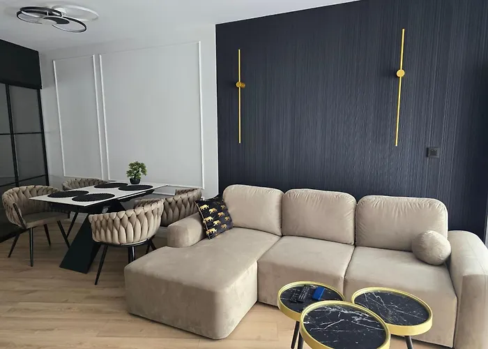 Stone Hill Z Basenem I Widokiem Na Gory Appartamento