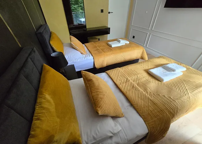 Stone Hill Z Basenem I Widokiem Na Gory *